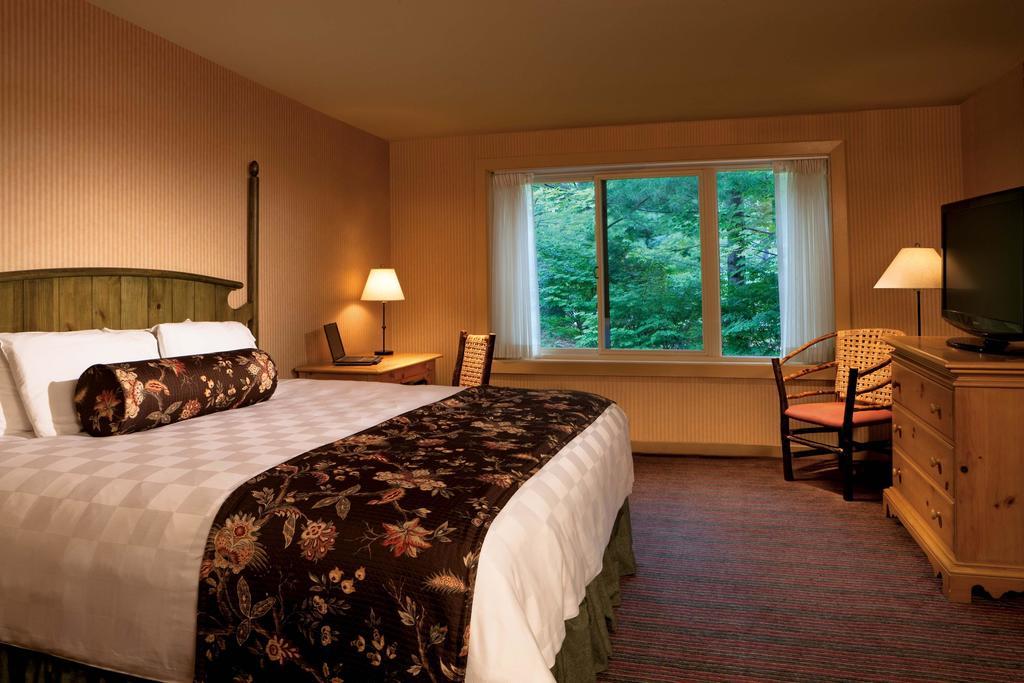 The Sagamore Resort Bolton Landing Δωμάτιο φωτογραφία